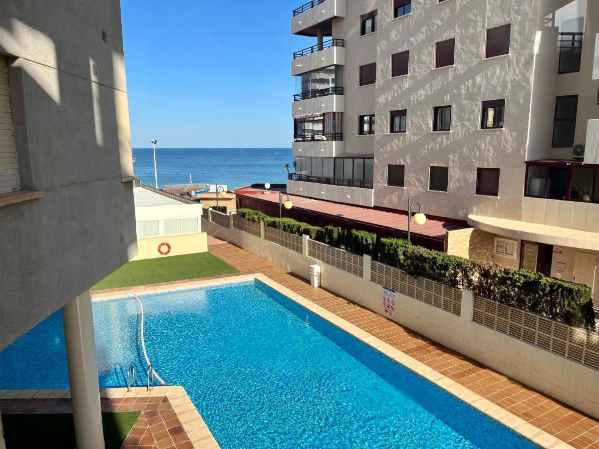 Apartment On The Beach With Parking And Pool Calp Exterior foto